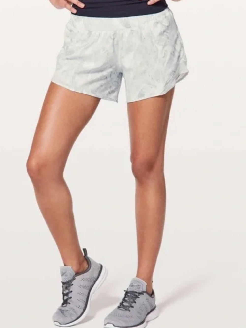 Lululemon Women's Hotty Hot Running Shorts, Size 10 Reg